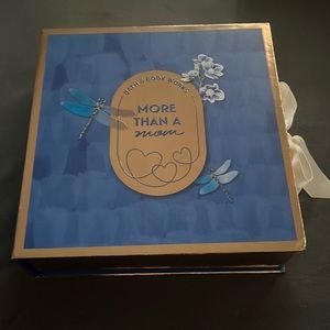 Bath and Body Works GINGHAM Full Size 3 PC MOTHER'S DAY GIFT SET